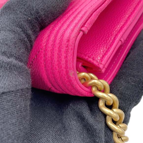 CHANEL Authentic Pink Logo Wallet - Picture 8 of 16